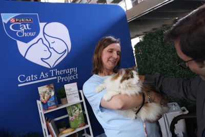 Purina Cat Chow Therapy Cats 2